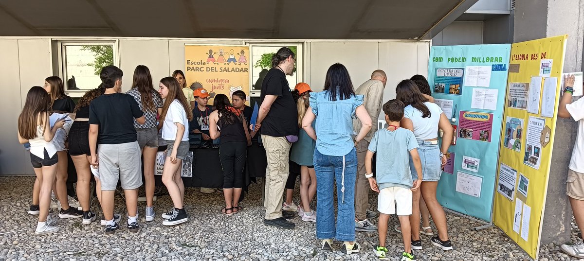 ParcdelSaladar's tweet image. Ja estem a la #FiraFaig a #Mollerussa explicant el nostre projecte i coneixent projectes molt interessants d'altres escoles i instituts.
@cesirecat #ProgramaFaig