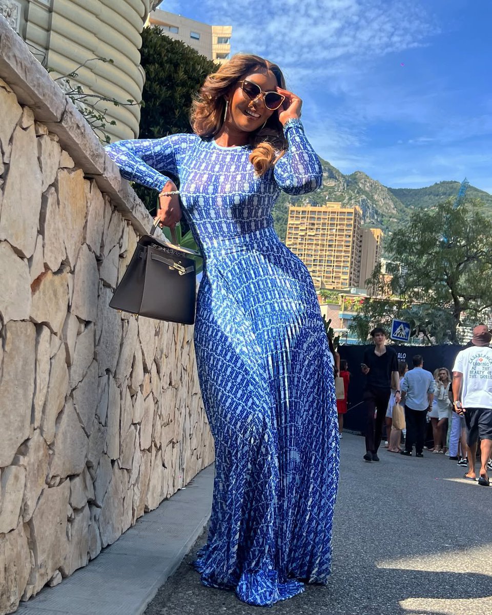 The gorgeous Osas in The Tulip Mesh Bodysuit X The Flora Skirt 😍❤️