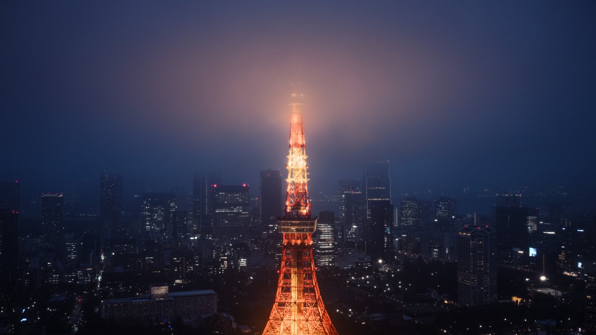 Nitto_Photo's tweet photo. 雨が魅せる東京の夜 https://t.co/yoRKS7duk4