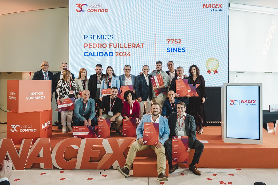 Corresponsables's tweet image. 🎉 @nacex_ celebra 30 años fortaleciendo vínculos con su red de franquiciados en Oporto. 

Líderes del sector repasan logros y retos 👉 miniurl.cl/sjszsh

#NACEX #Logística #Franquicias #RSE