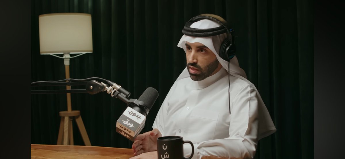 "العقل الخامل لا يمكنه أن يفهم القرآن، فالقرآن متفاعل مع الواقع ، والمتفاعل مع القرآن لابد أن يكون متفاعلاً مع الواقع بالضرورة"

|| د. نايف بن نهار .