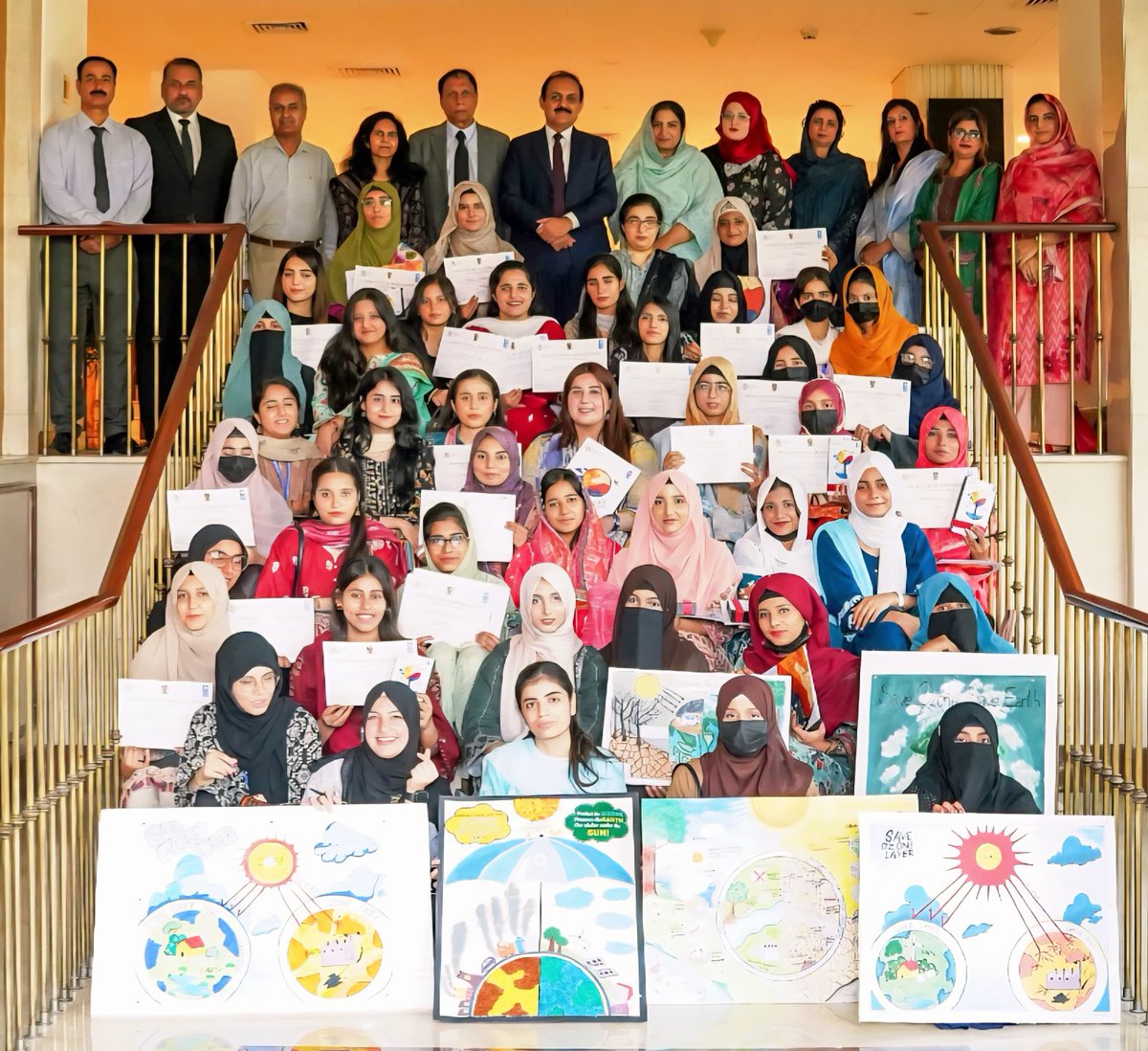 UNDP Pakistan (@undp_pakistan) on Twitter photo 🌍#UNDPinPakistan and <a href="/ClimateChangePK/">Ministry of Climate Change, Pakistan</a> kick off the #WorldOzoneDay2025 campaign with a powerful seminar marking 40 Years of the Vienna Convention – From Science to Global Action.
We proudly celebrate 🇵🇰success of achieving a 67.5% reduction target in harmful 🌍#UNDPinPakistan and <a href="/ClimateChangePK/">Ministry of Climate Change, Pakistan</a> kick off the #WorldOzoneDay2025 campaign with a powerful seminar marking 40 Years of the Vienna Convention – From Science to Global Action.
We proudly celebrate 🇵🇰success of achieving a 67.5% reduction target in harmful