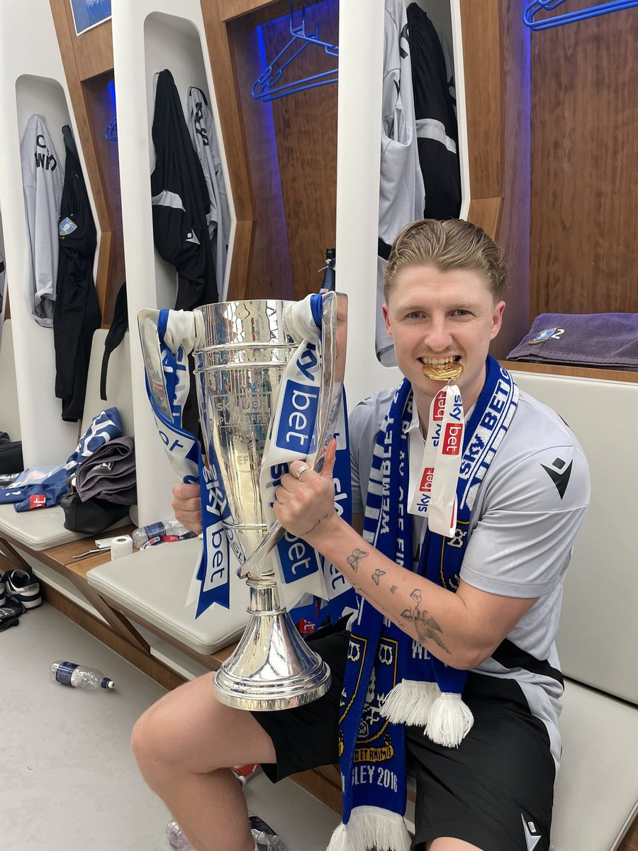 What a birthday this guy had two years ago.

Happy Birthday <a href="/G_byers/">George Byers</a> 🥳🎂

#SWFC #WAWAW