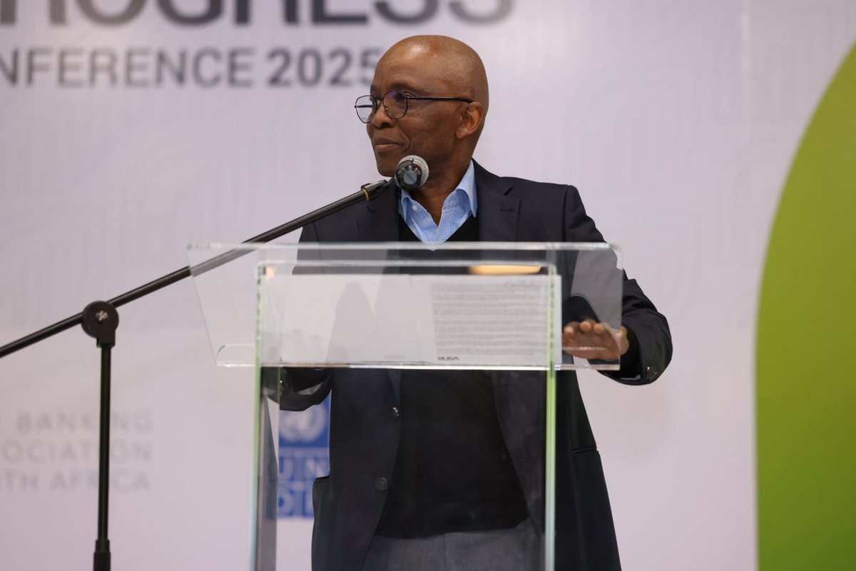 BusinessUnitySA's tweet photo. Welcome Address by BUSA President

A warm welcome from Mr. Mxolisi Mgojo, President of BUSA, as he officially opens #SustainingProgress2025.
His message: “Collaboration is essential if we are to unlock a just, inclusive and sustainable future.”
#SustainingProgress2025 #GreenEconomy #ESG #Sustainability #ClimateAction #FutureForward