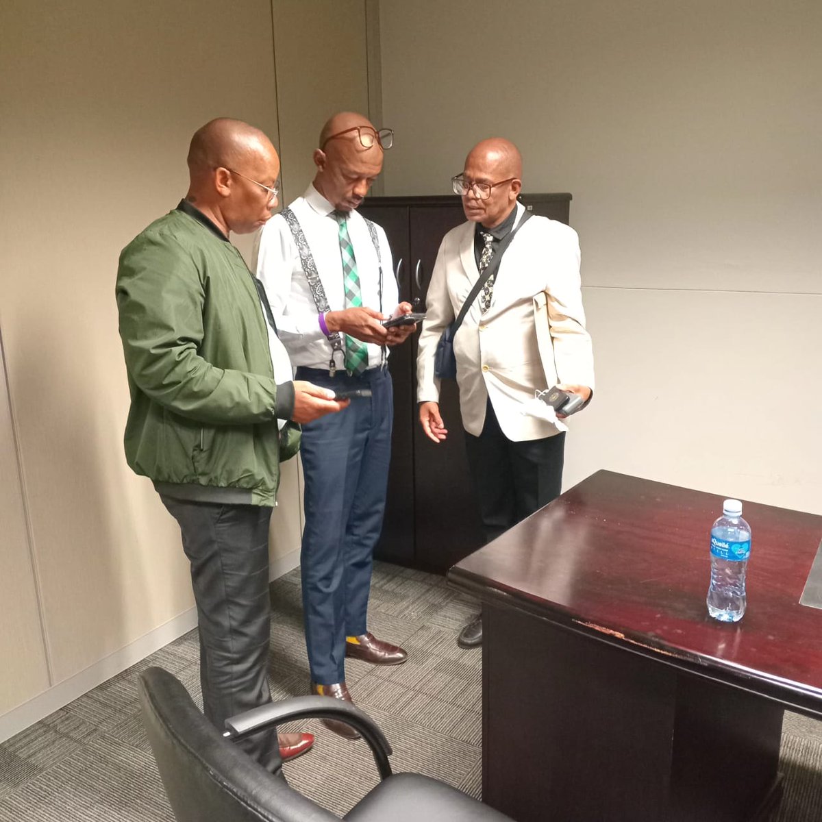 Today <a href="/MyPAConline/">Pan Africanist Congress of Azania (PAC)</a> DSG Eddie Mfulwane visited cde Boitumelo Mashao as they are dealing with Medium Term Budget in the City of Ekurhuruleni. 

We are clear that the budget must provide the much needed services to the people of Ekurhuruleni!!!!

#PAC@Work