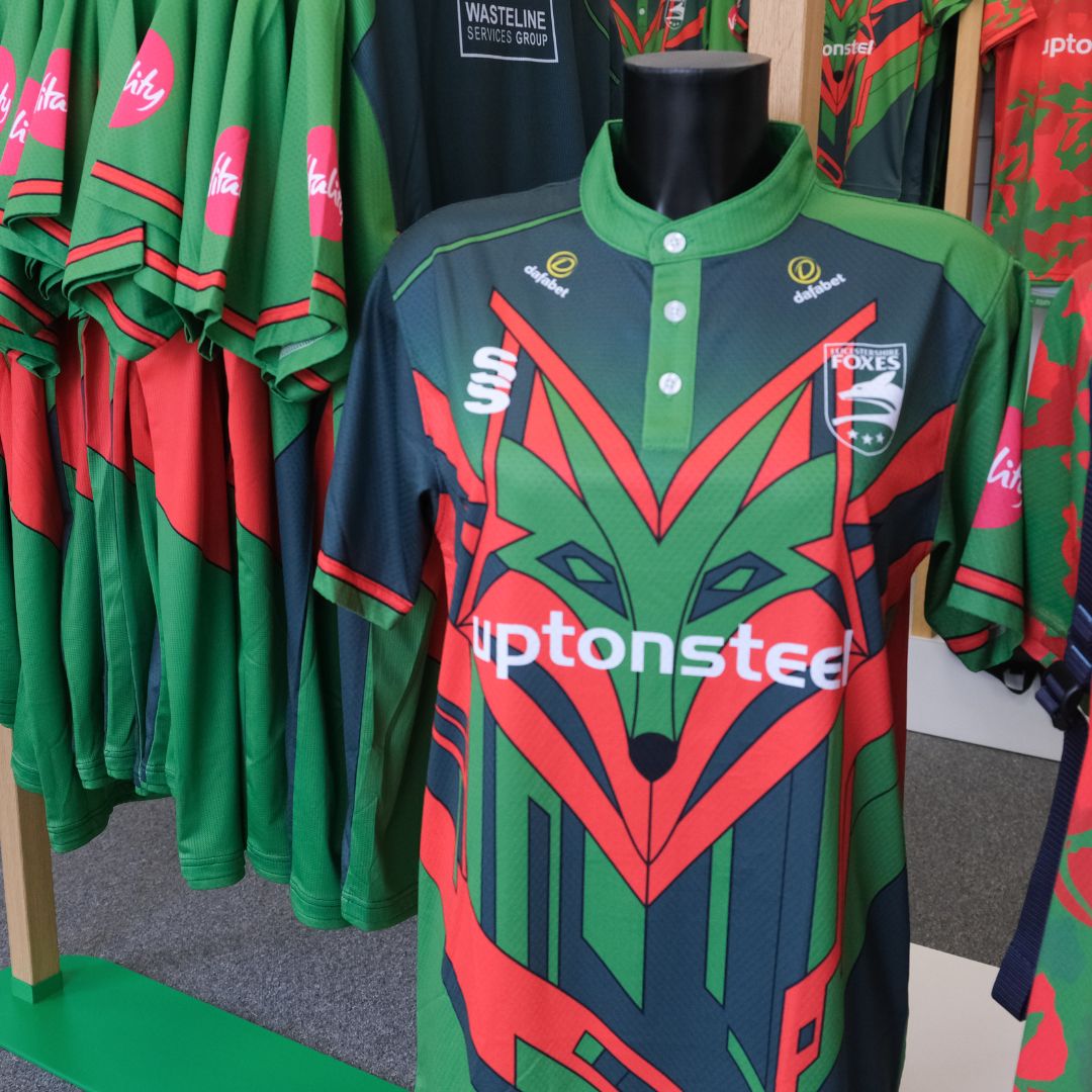 Lionheart Educational Trust (@lhtrustleics) on Twitter photo 🏏Last year, our pupils took part in a brilliant kit design competition with <a href="/leicsccc/">Leicestershire CCC 🦊</a>, with the winning entry used for the 2025 season.
✨After thousands of colourful entries, the winner was revealed at a recent presentation event!
📲 Read more⤵️
🔗 lionhearttrust.org.uk/news/from-the-… 🏏Last year, our pupils took part in a brilliant kit design competition with <a href="/leicsccc/">Leicestershire CCC 🦊</a>, with the winning entry used for the 2025 season.
✨After thousands of colourful entries, the winner was revealed at a recent presentation event!
📲 Read more⤵️
🔗 lionhearttrust.org.uk/news/from-the-…