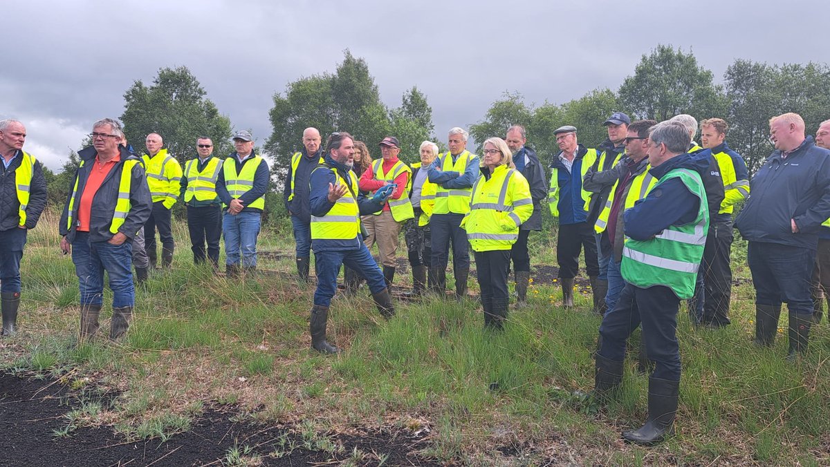 Irish Farmers' Association (@ifamedia) on Twitter photo Chris Cullen, ecologist with <a href="/BordnaMonafire/">Bord na Móna Fuels</a>, taking part in the IFA Environment Committee field day on peat rehabilitation at Ummeras Bog, Co Kildare. Chris Cullen, ecologist with <a href="/BordnaMonafire/">Bord na Móna Fuels</a>, taking part in the IFA Environment Committee field day on peat rehabilitation at Ummeras Bog, Co Kildare.