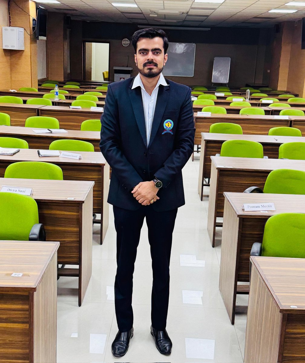 राजस्थान प्रशासनिक सेवा (R.A.S) में नियुक्ति का एक वर्ष पूर्ण।
 58 सप्ताह के प्रशिक्षण के भाग के रूप में इस यात्रा में बहुत कुछ पढ़ने व सीखने को मिला।
 सभी वरिष्ठ अधिकारीगण , ओटीएस परिवार व साथी अधिकारियों का धन्यवाद।