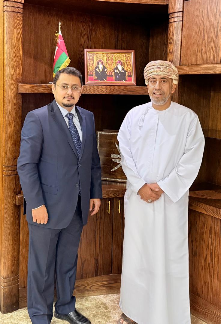 استقبل سعادة السفير السيّد "تركي بن محمود البوسعيدي" القائم بالأعمال بالنيابة لسفارة الجمهورية اليمنية بدمشق "محمد عزي طيب بعكره" في مقر السفارة، في زيارة مجاملة وتعارف.