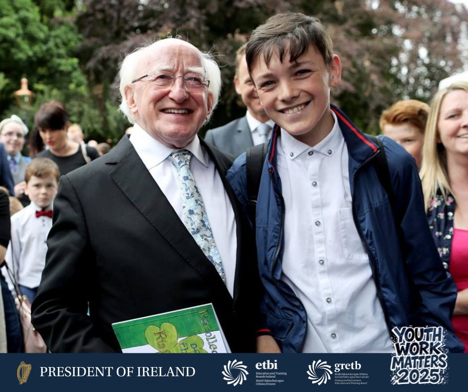 Chuir Uachtarán na hÉireann Micheál D Ó hUigínn a bhuíochas ó chroí in iúl dóibh siúd ar fad a d’fhreastal ar an chomhdháil Youth Work Matters as an chúnamh a thugann siad do dhaoine óga le dul i ngleic le deacrachtaí, a gcuid cumais a aithint, agus todhchaí nua a shamhlú agus a