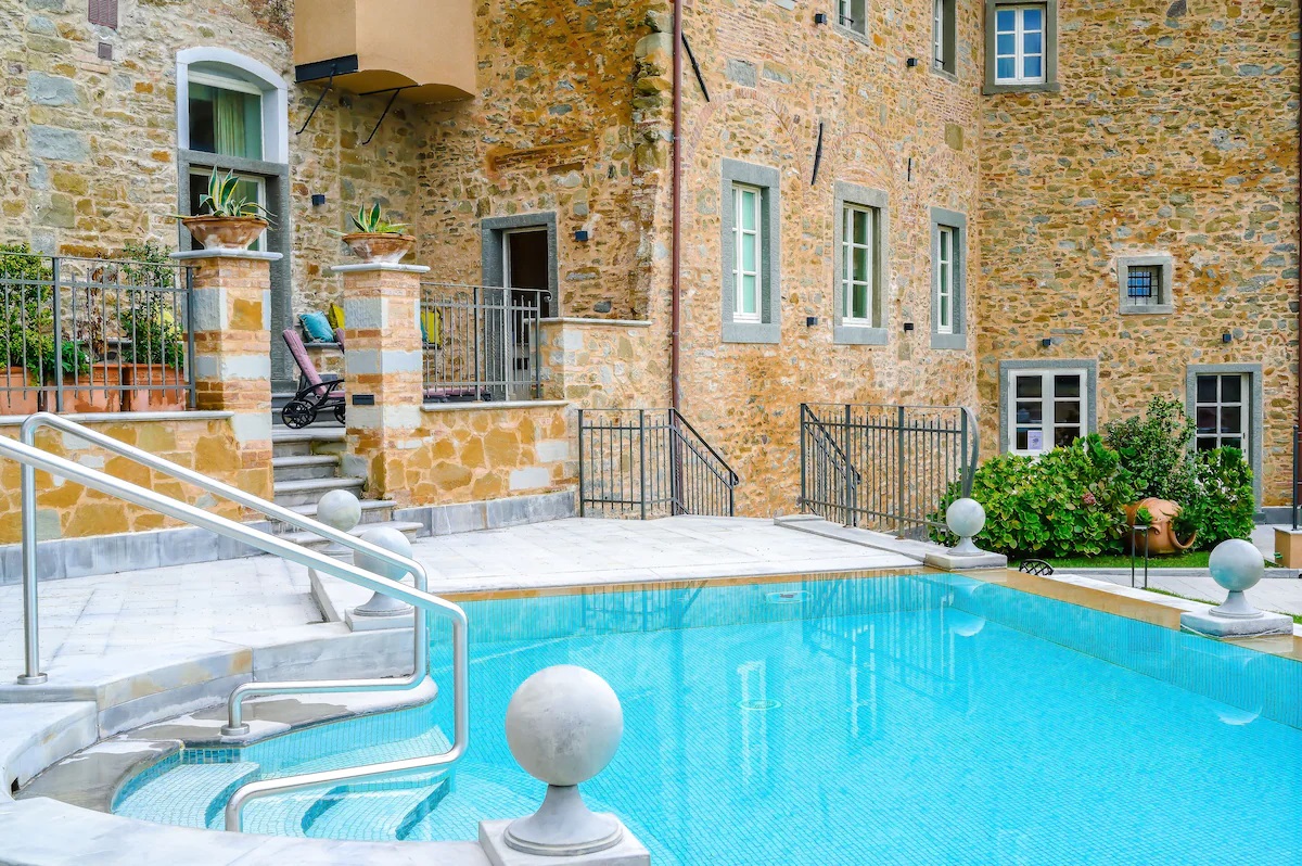 Relax in the indoor pool, unwind in the steam room, or enjoy access to a nearby outdoor pool expedia.com/affiliates/cor…