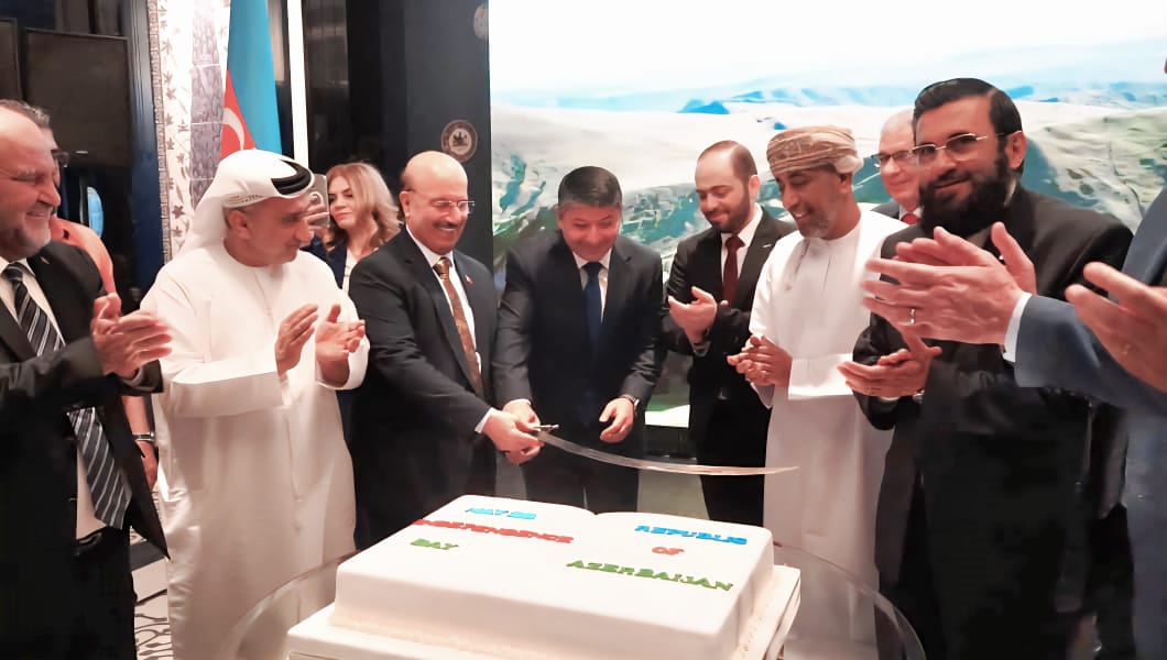 شارك سعادة السفير السيّد "تركي بن محمود البوسعيدي" في حفل الاستقبال الذي أقامته سفارة أذربيجان بدمشق بمناسبة عيد استقلال جمهورية أذربيجان.
