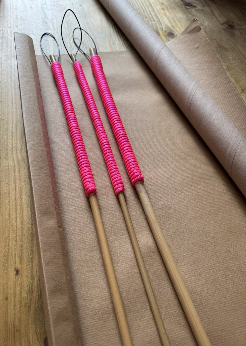 A very striking custom cane set which is being dispatched today…

Feel free to message me here or contact me through the website carvedkink.com with any custom requests 😈
