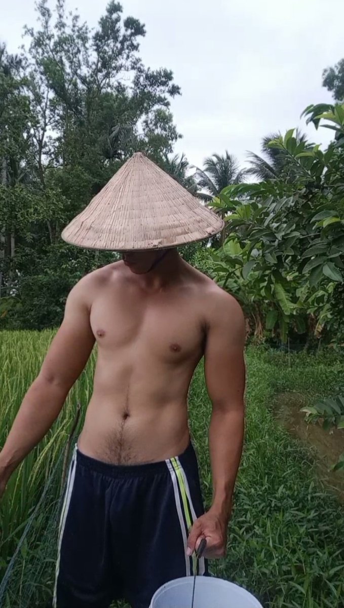 ps97100's tweet photo. Nơi bình yên https://t.co/l2fbTPRWvoỉ có ở nhà. https://t.co/Cpu5VmIfPV