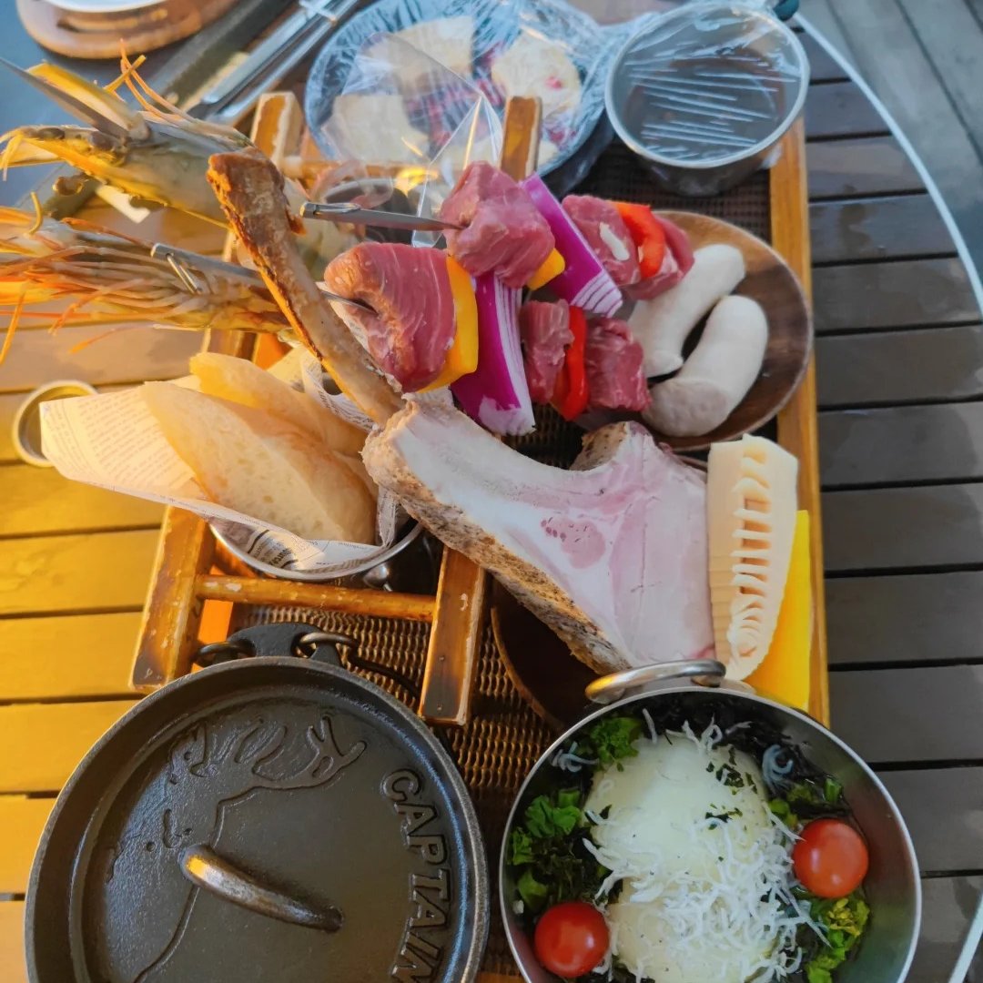 whatThese_on's tweet image. 