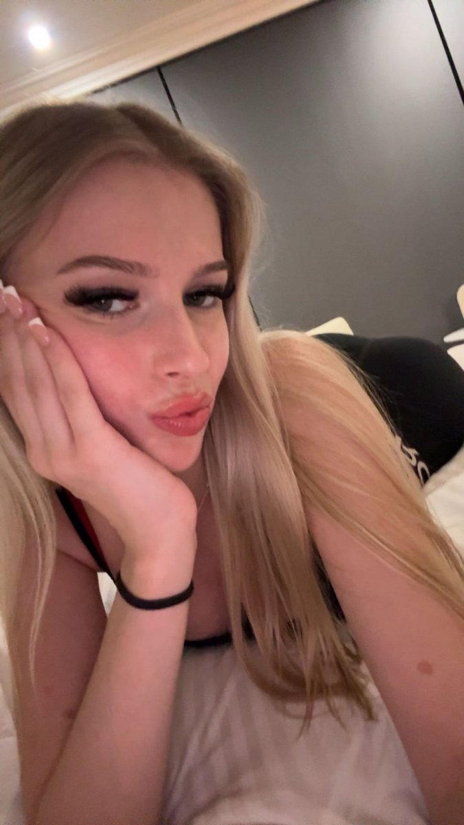 lilah tweet media