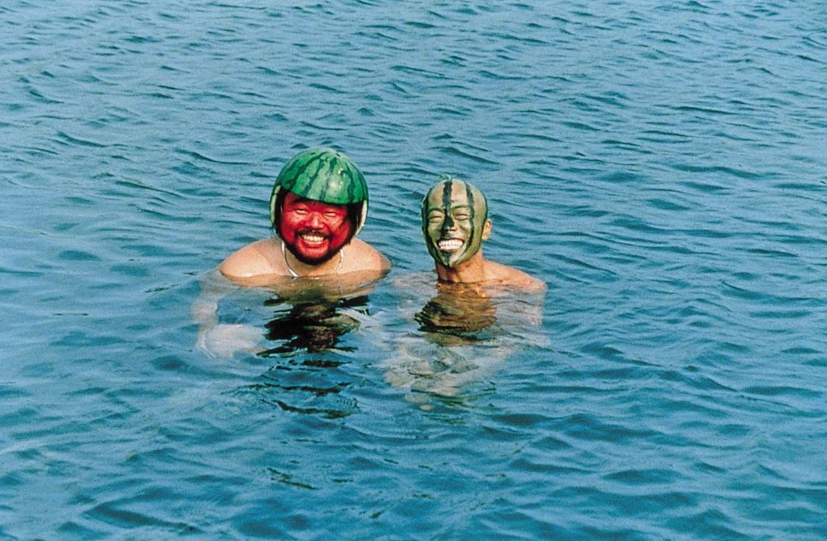 This week on Stairwells, Autumn and I talk about Kikujiro, Kitano Takeshi's heartwarming story of Beat Takeshi befriending a kid! We also talk a bit about Autumn's first day at Combo Breaker, ENReco, and knitting. Listen now by becoming a patron at exportaud.io!