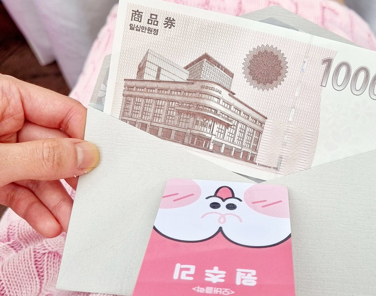 봄나들이 즐거웠습니다!! 피디님들 너무 수고하셨구 동료 작가님들 만나뵈어서 영광이었구...저는 봄툰깔 드레스코드 맞춰입고간 덕분에 상품도 탔다죠 ^0^)/