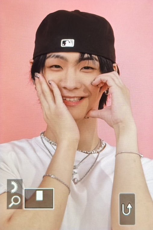 250528

Photo by <a href="/ntx_blanc225/">ʙʟᴀɴᴄ.</a>님

#NTX #엔티엑스 #RAWHYUN #로현<a href="/NTX_OFFICIAL_/">NTX</a>