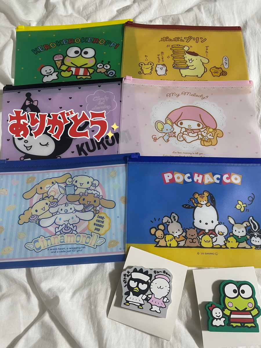 mrim_2618's tweet photo. サンリオ　交換
ダイソー　セリア　100均一

譲　画像のもの
　　ファスナーケース、ラバースタンド

求　同種キティ、ハンギョドン https://t.co/p2fYx3qh8a