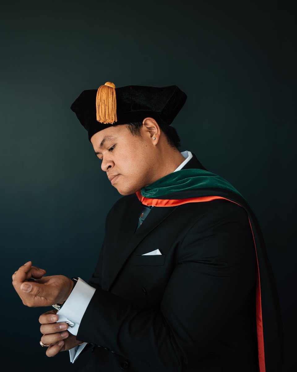 ttuhscmed's tweet photo. ββ¦Amidst all the struggle, prayers, and self defeating attitude - hereβs to you. Youβre graduating as an MD in the United States. You matched into one of the top psychiatry programs in the countryβ¦β Congratulations on your recent graduation, Roald! π #TTUHSCGrad https://t.co/WiBnOOtezn