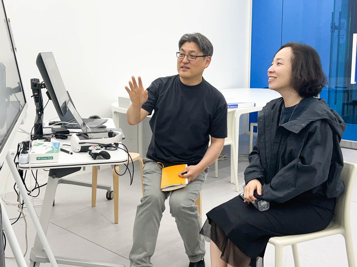 sketchlabkaist's tweet image. On May 15, 19, and 26, we were thrilled to host Prof. Bong Gwan Jun (DHCSS), Prof. Sung-hee Lee (CT), Prof. Moon Choi (STP), and Prof. Jung Kim (ME), heads of our neighboring KAIST departments, to showcase our sketching techs. Thanks for helping us build the future!😉