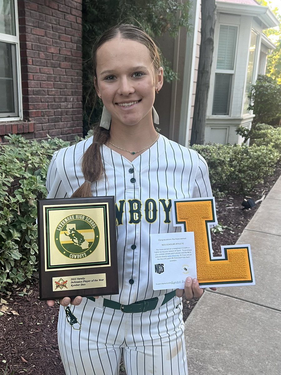 Kymber Dao (@kymberdao2026) on Twitter photo Thank you coaches for awarding me Defensive Player Of The Year! Also received Scholar Athlete and a shadow block L for 3rd year Varsity. AND our team received 1st place DIl Scholar Team!!
Season catching stats- INN:137, CS%:50, PB:2, E:0
#hailthecowboys 💚💛 <a href="/LHSSoftball8/">LHS Softball</a> Thank you coaches for awarding me Defensive Player Of The Year! Also received Scholar Athlete and a shadow block L for 3rd year Varsity. AND our team received 1st place DIl Scholar Team!!
Season catching stats- INN:137, CS%:50, PB:2, E:0
#hailthecowboys 💚💛 <a href="/LHSSoftball8/">LHS Softball</a>