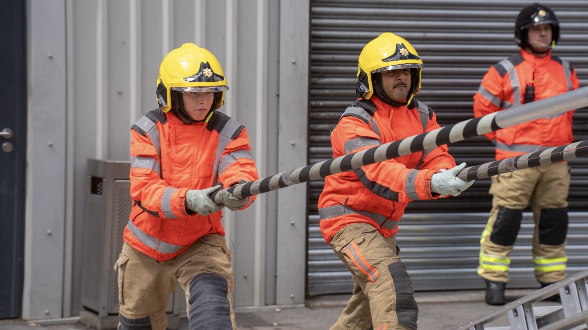 manchesterfire's tweet photo. Yesterday, we celebrated 24 new firefighters completing their initial training at our latest 2025 Pass Out Parade! Family and friends watched proudly at our Training and Safety Centre in Bury as they performed demonstrations and received certificates. Welcome to #TeamGMFRS! https://t.co/0QqMXvtgXh