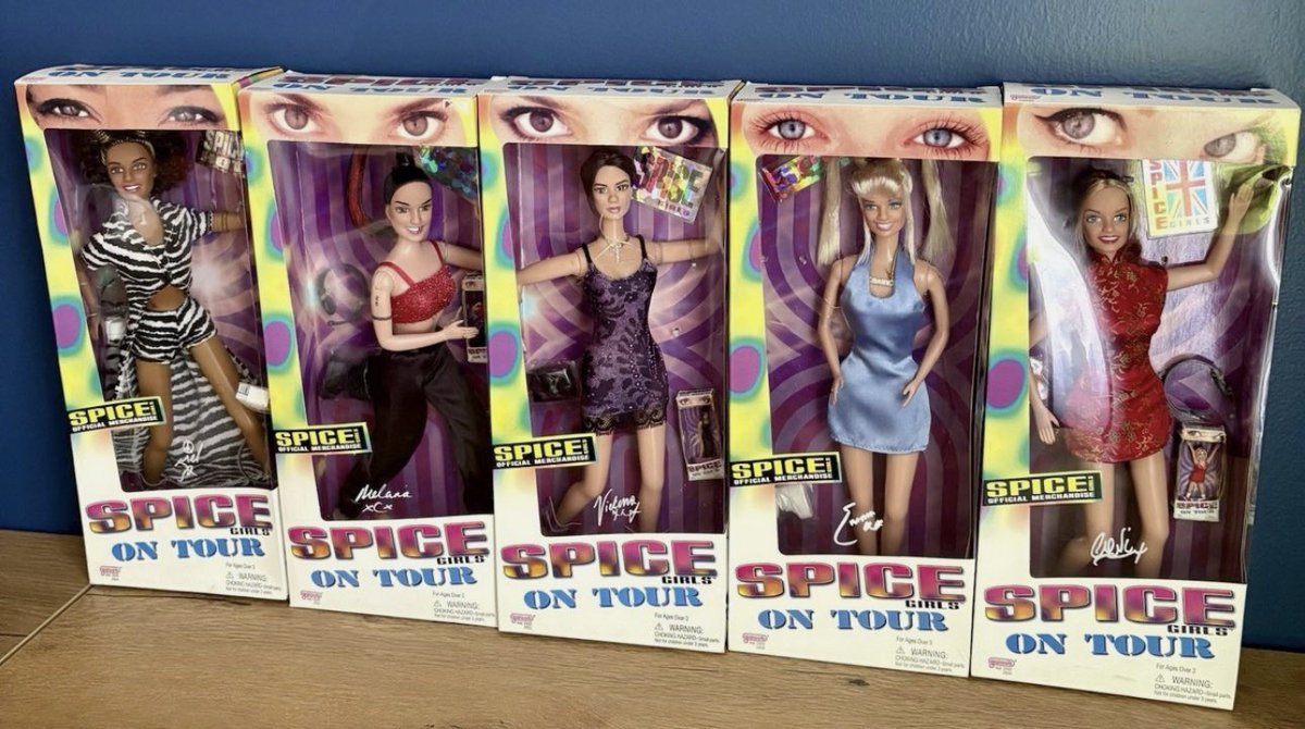 Raise your hand if you were a little kid in the late 90’s and had these Spice Girl Barbie dolls? 🥹
🙋‍♀️

#spicegirls #nostalgic #nineties