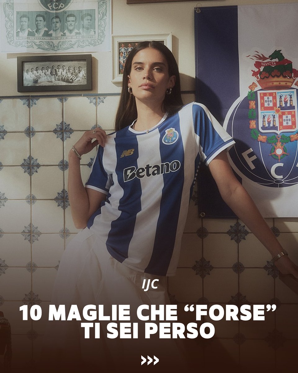 FilippoIJC's tweet photo. 10 nuove maglie che forse ti sei perso

Probabilmente la bellezza di Sara Sampaio in copertina offusca un po' tutte le jerseys del thread. 👇

Ma provate a non distrarvi: quale maglia cattura di più la tua attenzione? E quale di meno?
#footballshirt #ItalianJerseyCollector https://t.co/2vtrpOMVE5