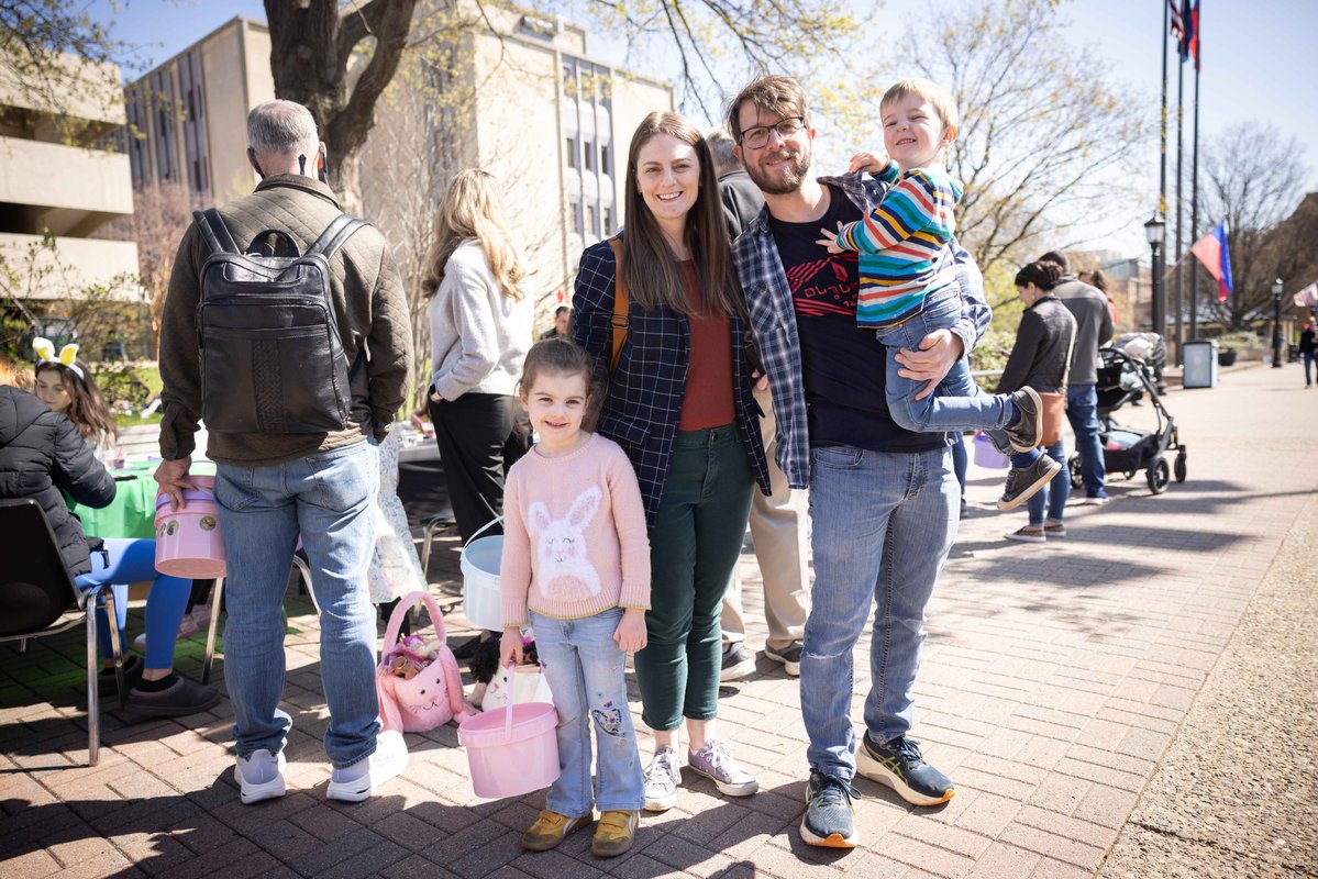 Happy Father’s Day to all the Duquesne dads who lead with heart and spirit! Tag a #DuqAlumni who deserves some love this #FathersDay! ❤💙