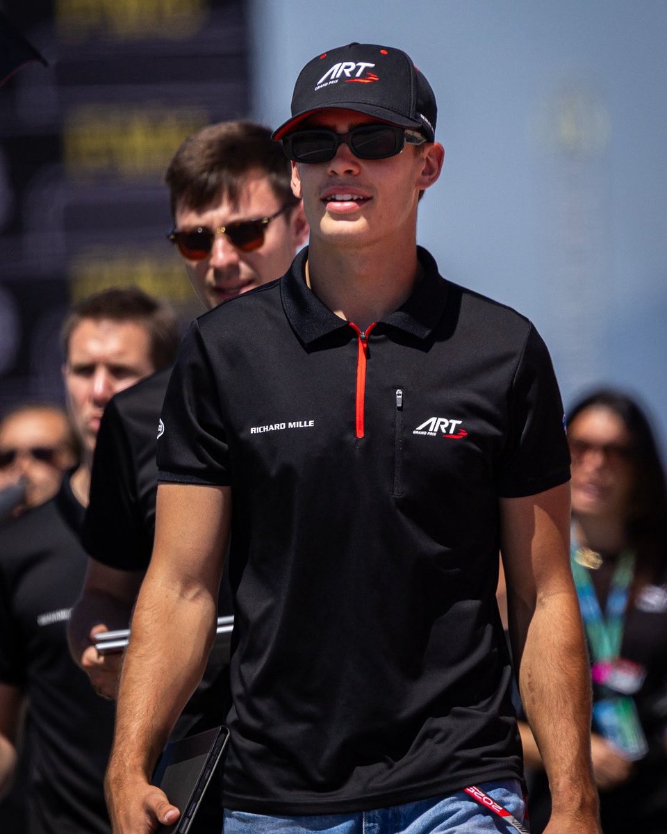Back at it 🕶️

📸 Dutch Photo Agency

#JW13 #ARTGrandPrix #F3 #Formula3 #FIAF3 #RoadToF1 #Motorsport #SpanishGP