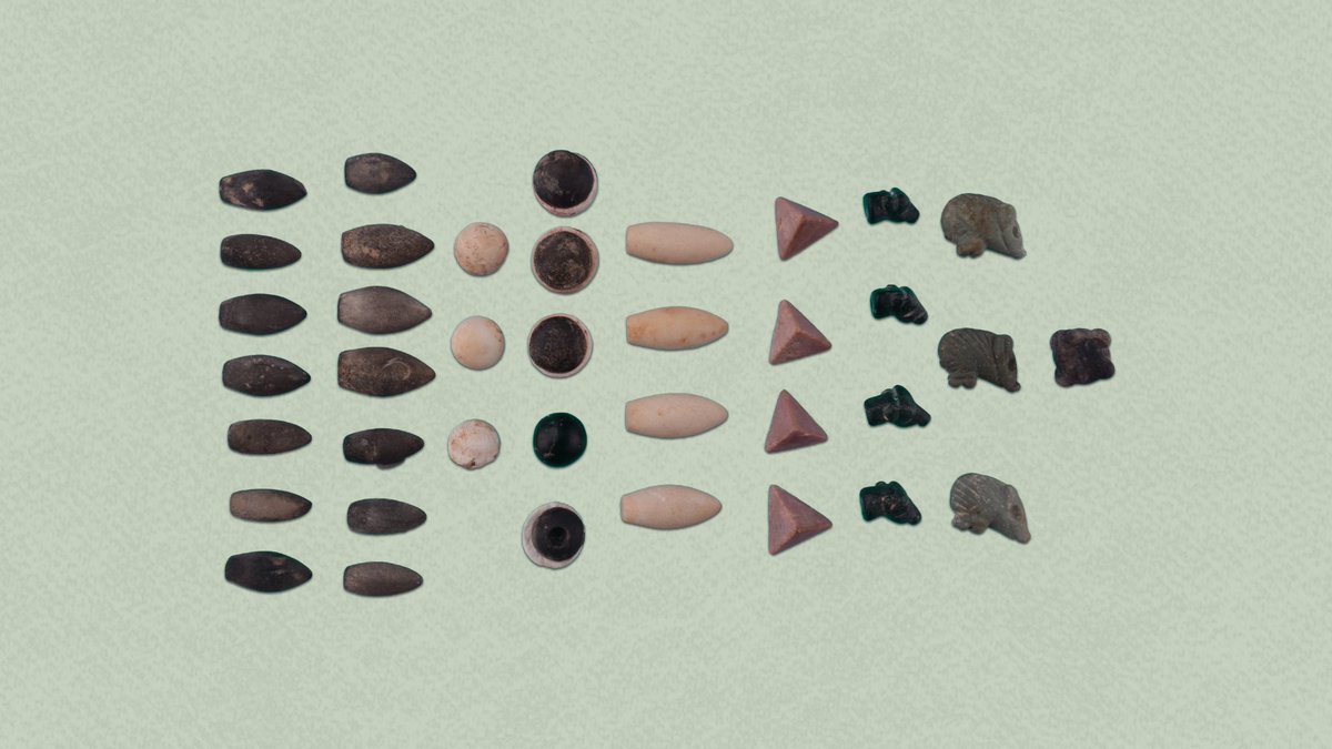 Are you up for a #game? Well, first you’ll need to uncover the rules! 🤔 

These #ancient game pieces from the Early #Bronze Age are believed to have been used for educational purposes.

Can you guess how this game was played? Let’s hear your theories!  🧩✨

(Batman Museum,