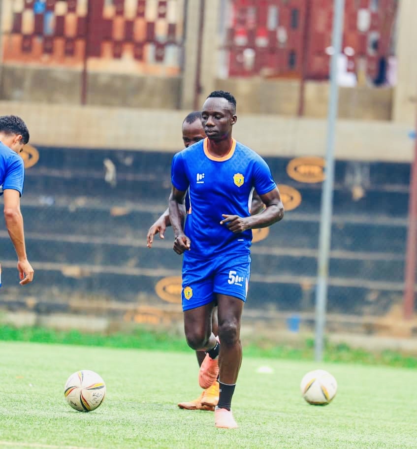 Working hard,focused on #StanbicUgandaCup finals 
#KadibaIsYellow