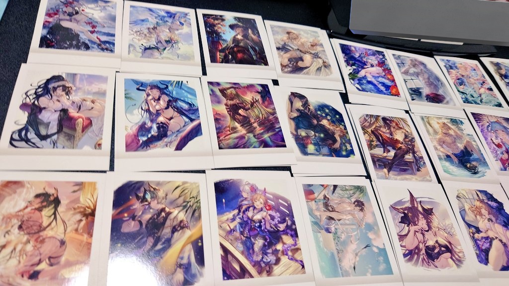 スペース来てくださってありがとうございました!!!!2BOX計20パックで全種コンプリートしましたーーーー!!!!!! 