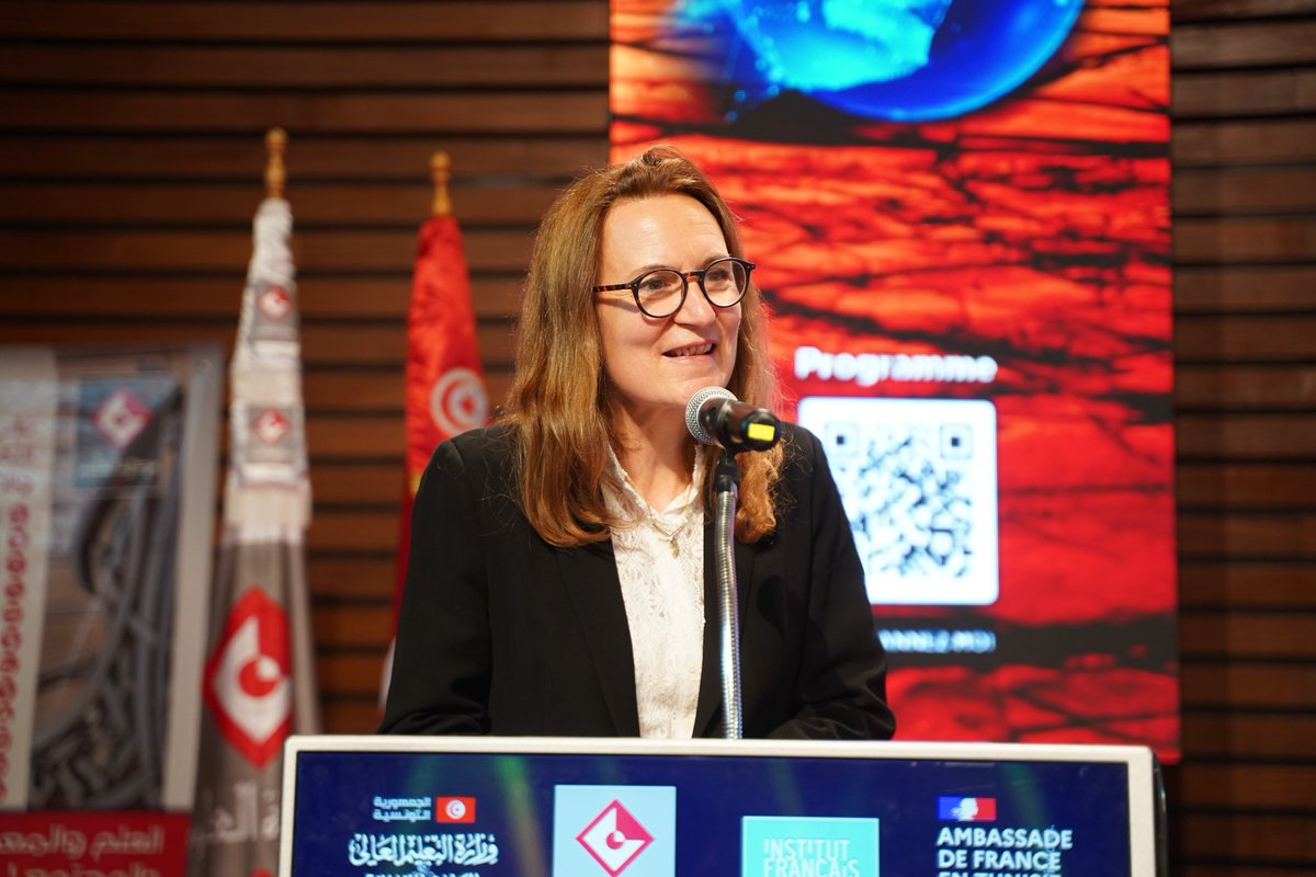 Forum sur la #Biodiversité, le Changement climatique et l’ #IA en présence de <a href="/anngueguen/">Anne Guéguen</a>, du ministre de l'Enseignement supérieur et de représentants🇩🇿🇩🇪🇲🇷🇨🇮🇪🇬 

Organisé par <a href="/IFTunisie/">IFTunisie</a> 🤝Cité des sciences, ce forum permettra de construire des réponses communes aux défis globaux