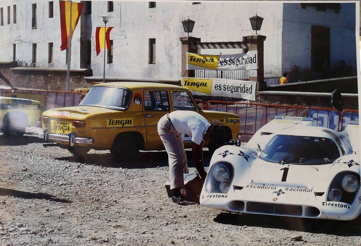 historacing's tweet photo. Los sábados eran dia de preparación y los disfrutaba la afición. Los amigos del @RGuadalope luchan por conservar este legado. https://t.co/DrUDBObOyo