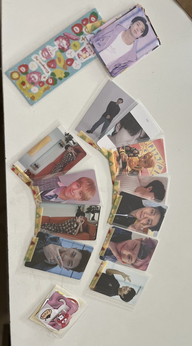 isaN2025's tweet photo. @jungkoollecting Feedback positivo!!Muito atenciosa sempre com gentileza e pronta para tirar dúvidas. O carinho e o cuidado com os photocards foram visíveis desde a embalagem tudo chegou perfeitamente protegido. Dá pra ver que tudo é feito com amor. Recomendo de olhos fechados! https://t.co/zxeunz8lQk