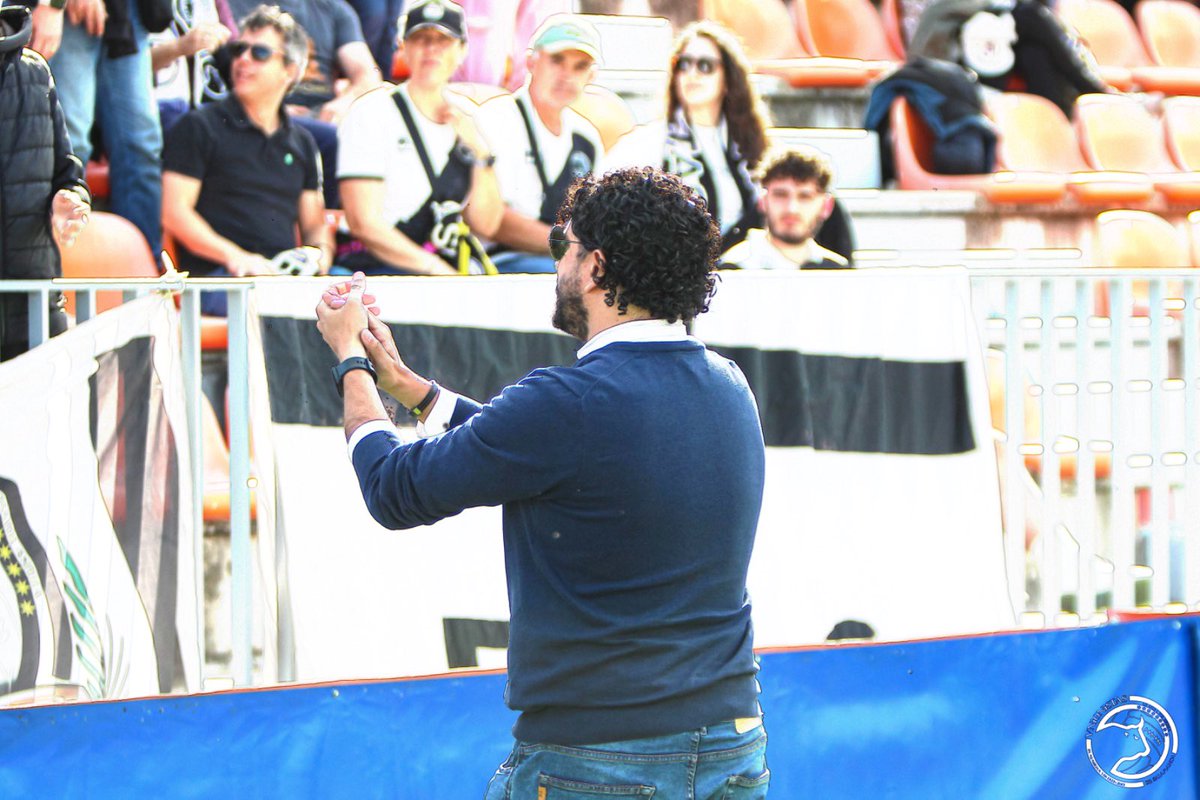 Gracias por todo, familia.
Siempre seré de <a href="/UnionistasCF/">Unionistas de Salamanca CF</a> ⚪️⚫️