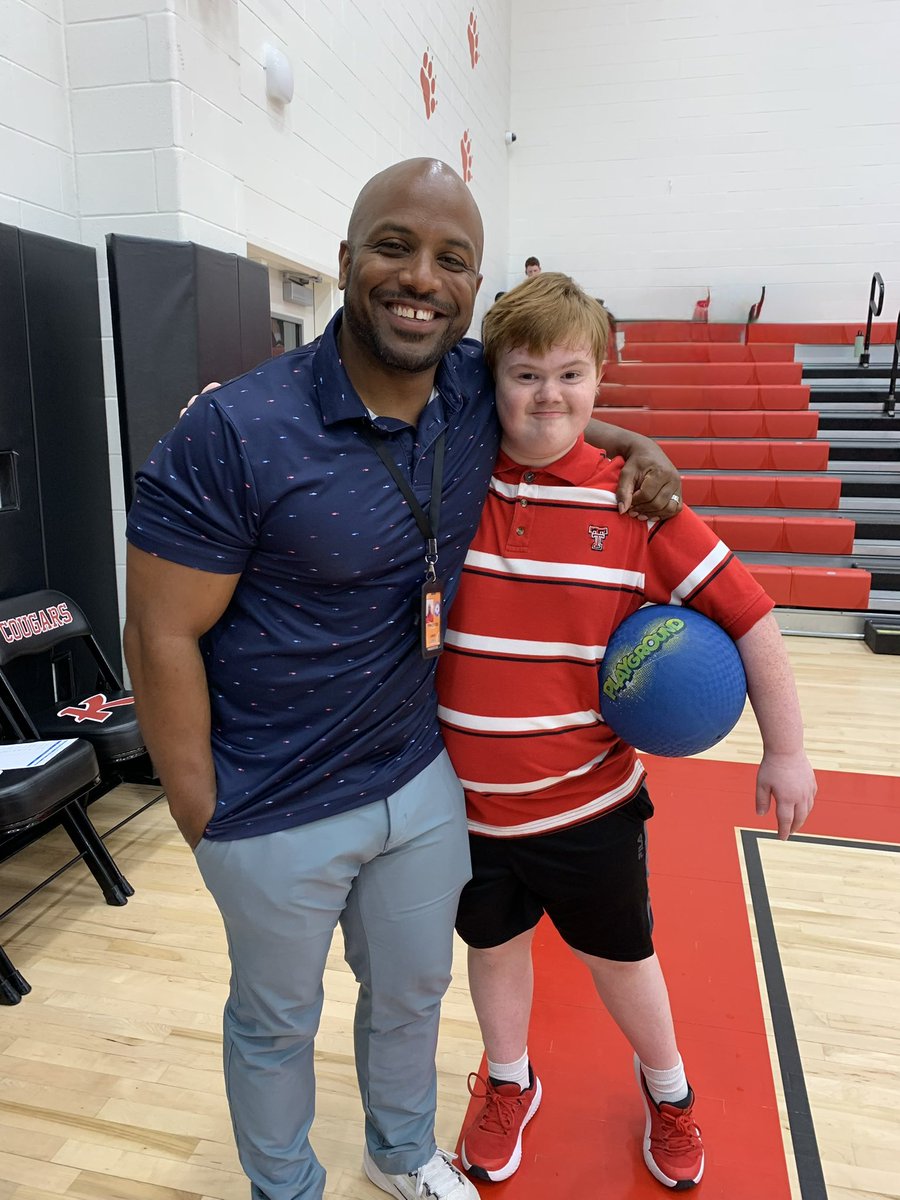 Lamar K. Jackson (@hfcjackson) on Twitter photo Last day feels… the end of the dynamic duo, Coach Jackson and Jackson. Have a blast in high school! <a href="/HumbleISD_KMS/">Kingwood Middle</a> #KMSCougarPRIDE Last day feels… the end of the dynamic duo, Coach Jackson and Jackson. Have a blast in high school! <a href="/HumbleISD_KMS/">Kingwood Middle</a> #KMSCougarPRIDE