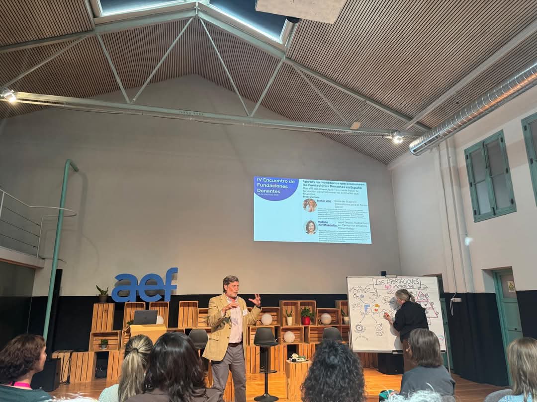 Hoy participamos en el IV Encuentro de #Fundaciones #Donantes, organizado por la #Asociación Española de Fundaciones.

Una oportunidad para intercambiar experiencias y conocimiento y explorar las nuevas tendencias que están transformando la #filantropía en Europa.