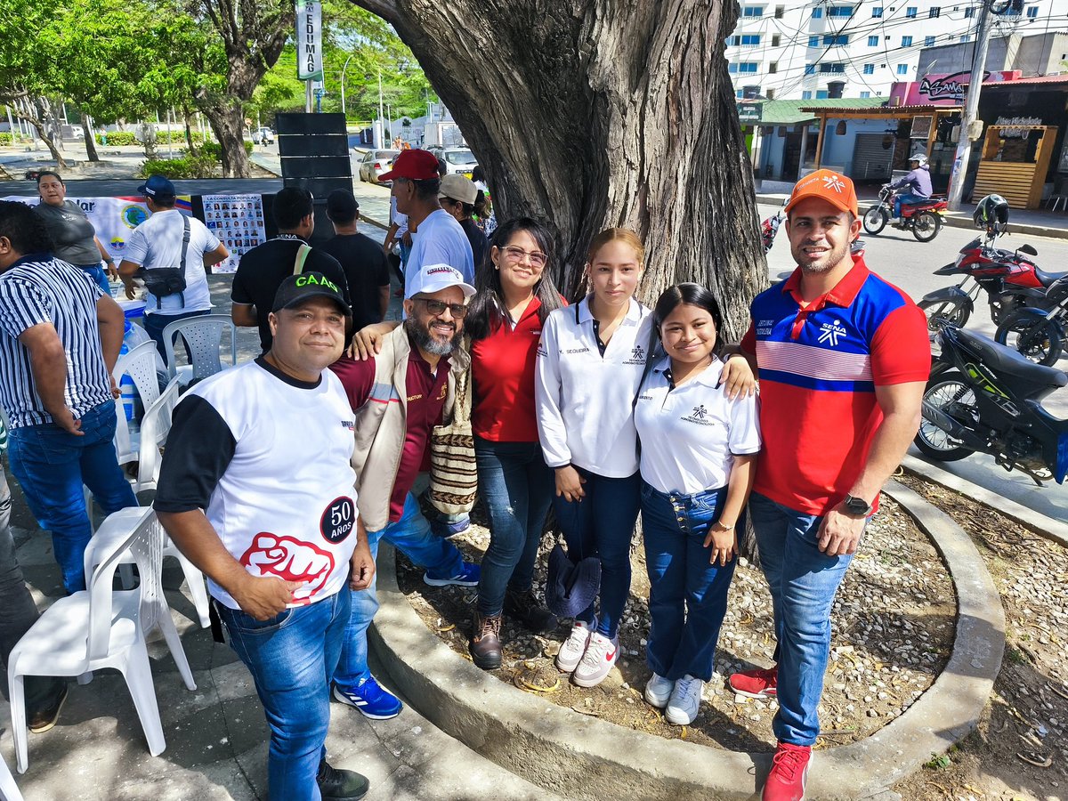 Sindemagdalena's tweet photo. @Sindemagdalena @sindesenacol @wilsonariasc @petrogustavo defendiendo hoy en jornada nacional de paro, por un contrato de aprendizaje justo y digno para los aprendices de @SENAComunica https://t.co/H7q4mmVp1H