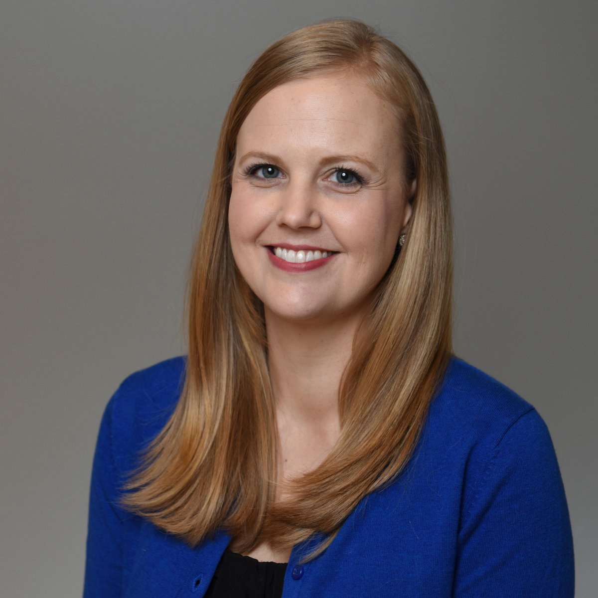 Our licensed clinical psychologists help patients adjust to the emotional and psychological changes that can occur with a cancer diagnosis.  Laura Howe-Martin, Ph.D., ABPP, discusses how and when to seek mental health care. bit.ly/3Hu3TeU #MentalHealthAwarenessMonth