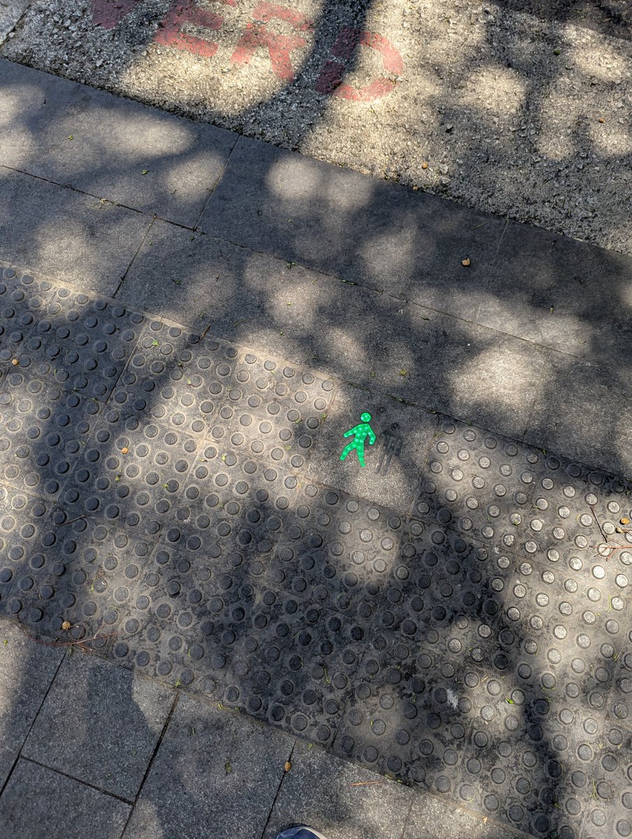 Crossing indicators on the ground in Valencia. Pretty cool idea. Doubt it'd last in Cork, probably get drilled out or something.
