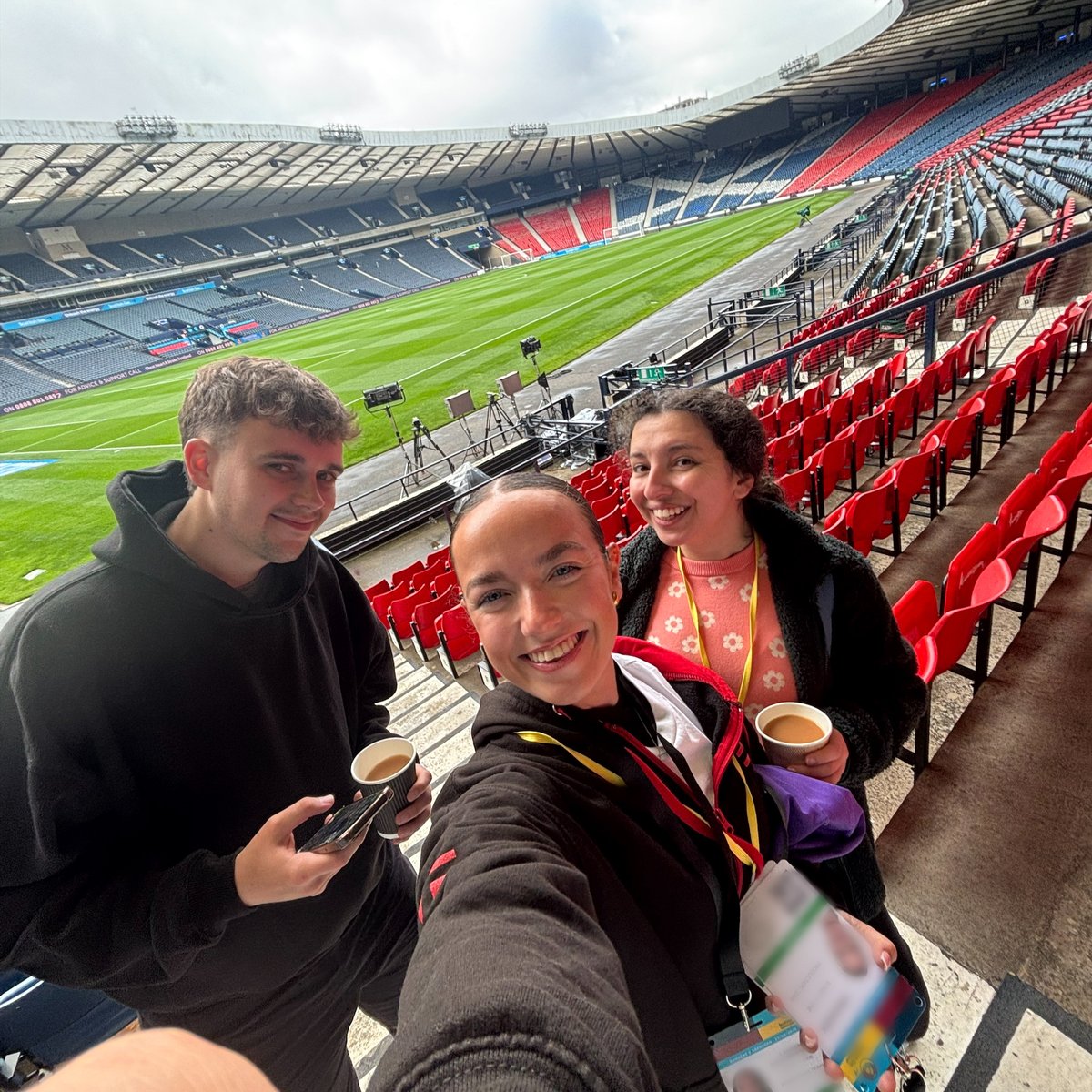 Sunset+Vine tweet media