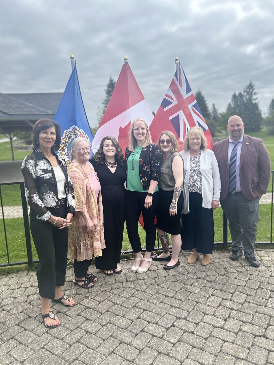 NorthSimcoeVS's tweet image. On May 15, NSVS joined the OPP and other VS orgs for the Victims &amp;amp; Survivors of Crime Week Awards Ceremony! Huge congrats to our amazing volunteers Ashley, Paige &amp;amp; Tiffany for being recognized for their dedication &amp;amp; compassion! 👏💙 #VictimsWeek #Gratitude #VolunteersRock #NSVS