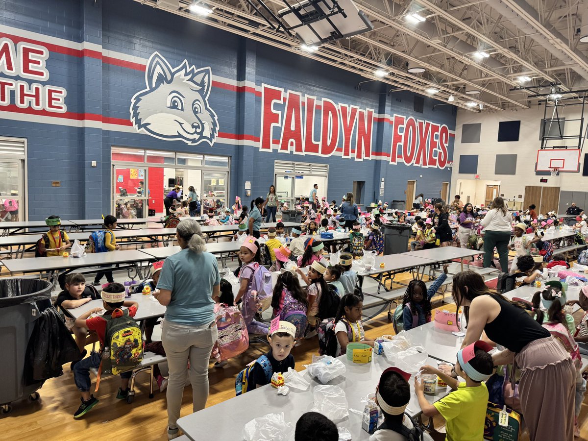 Amanda Faubion (@agfaubs) on Twitter photo KSAT First Day of School Arrival, ✅.
Thank you to <a href="/KatyISDMandO/">Katy ISD MAINTENANCE & OPERATIONS</a> Bus Drivers & <a href="/MyKatyCafe/">Katy ISD Food Service</a> Staff for a smooth morning to school and during breakfast! 🫶🏼
#KSAT
#FaldynKSAT
<a href="/KatyISD/">Katy ISD</a>
<a href="/c_sang18/">Carrie Sanguinetti</a>
<a href="/SBoiarsky/">Susan Boiarsky</a> KSAT First Day of School Arrival, ✅.
Thank you to <a href="/KatyISDMandO/">Katy ISD MAINTENANCE & OPERATIONS</a> Bus Drivers & <a href="/MyKatyCafe/">Katy ISD Food Service</a> Staff for a smooth morning to school and during breakfast! 🫶🏼
#KSAT
#FaldynKSAT
<a href="/KatyISD/">Katy ISD</a>
<a href="/c_sang18/">Carrie Sanguinetti</a>
<a href="/SBoiarsky/">Susan Boiarsky</a>