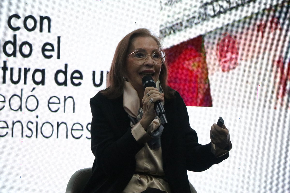 📍La senadora boliviana Centa Rek advierte en el Foro:
 “La soberanía se defiende antes de perderla.”
Denuncias de minería ilegal, contratos sin consulta y amenazas ambientales marcan su experiencia con China en Bolivia.
#ForoSoberanía #IDPPS #CentaRek