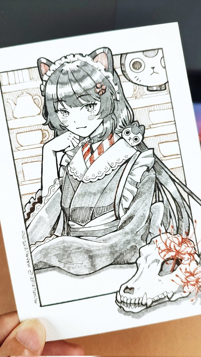 MadmiceStudio's tweet photo. For real, drawing details on A6 is so challenging. I had to be so careful with the tiny lines and detail with with a 003 pen nibs like huh??? Anyways, I really love how it turn out 🥹
#commission #fanart #inuitoko https://t.co/zgj6Mc6SXK