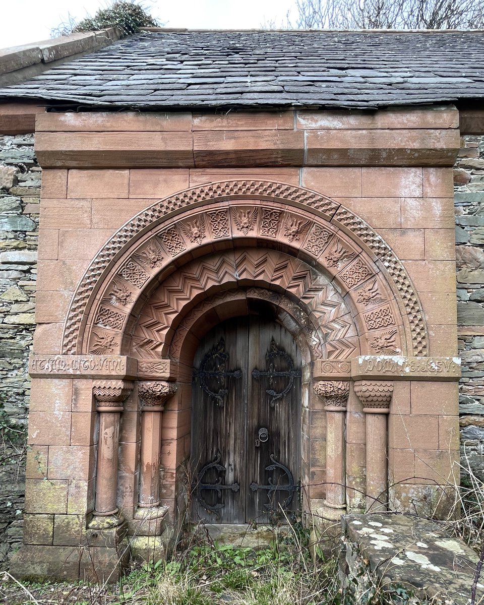 #AdoorableThursday abandoned Kirkmaiden Church overlooking Monreith Bay, #Scotland 🏴󠁧󠁢󠁳󠁣󠁴󠁿